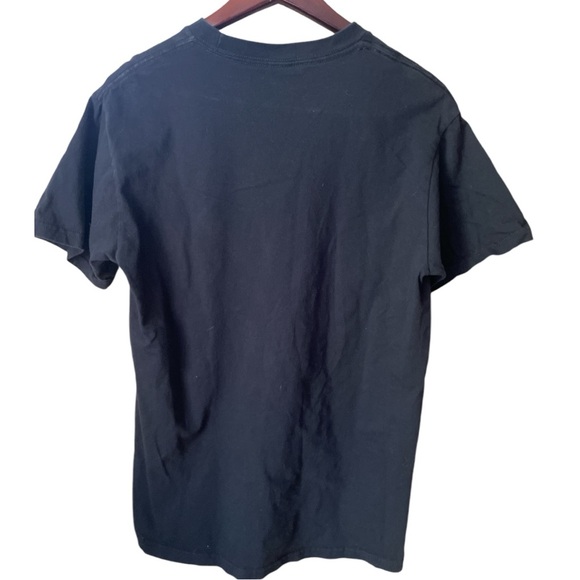 ⚡️ Black Short Sleeve Tee Shirt ~ Size M ⚡️ - Picture 2 of 3